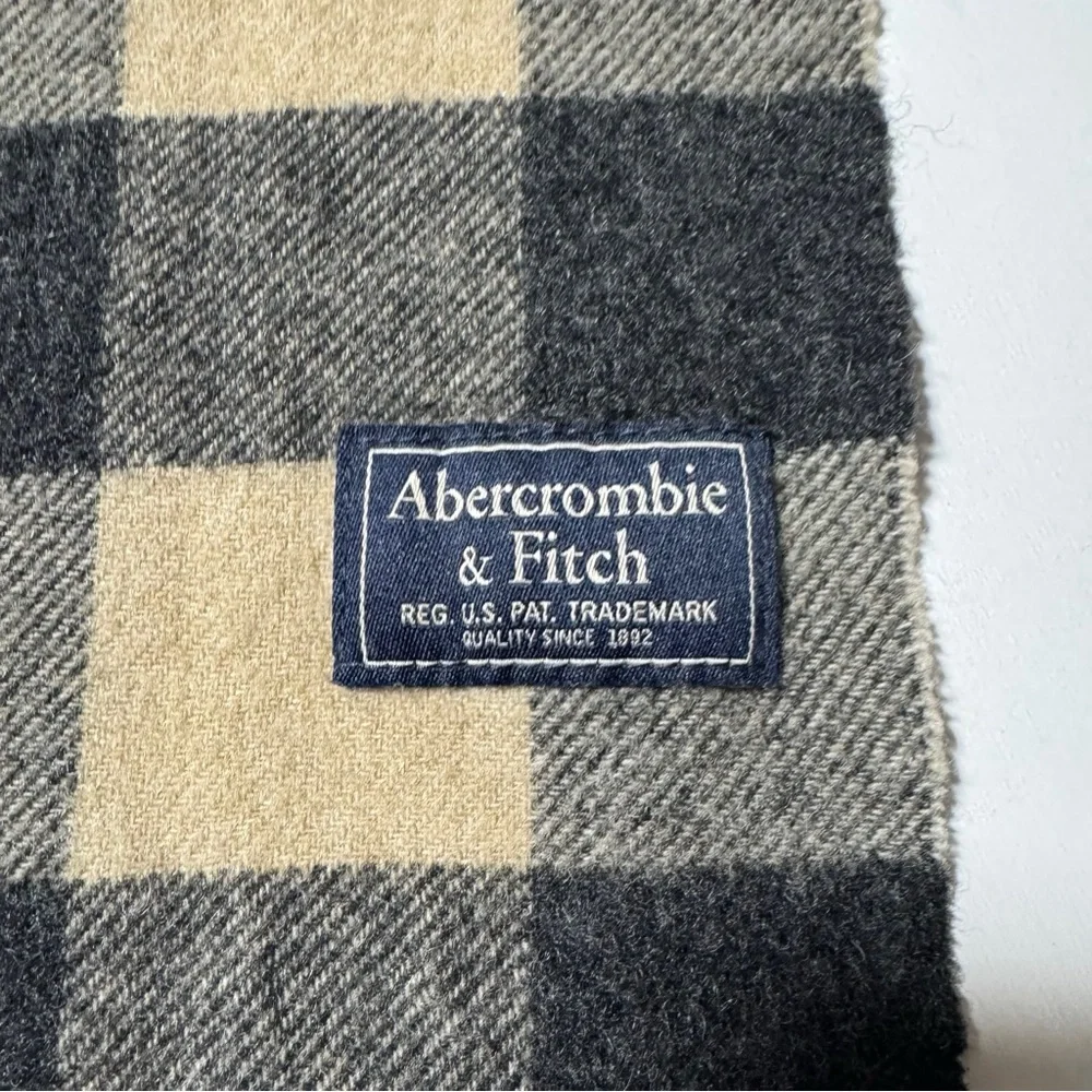 Abercrombie & Fitch Check Scarf